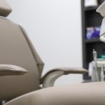 Fotel w gabinecie medycznym