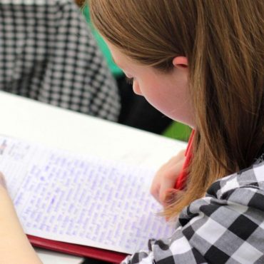 Sprawdź, jak się przekwalifikować bez studiów i nie tracić lat