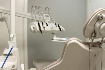 Kierunki po biologii - gabinet stomatologiczny